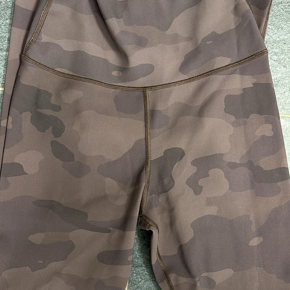 Alo Camo leggings - Picture 4 of 5
